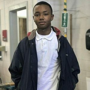 Meet your Posher, Carlos